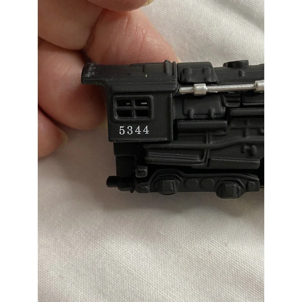 Hallmark Christmas Ornament Lionel 700E Hudson Steam Locomotive Train 1996 NIB